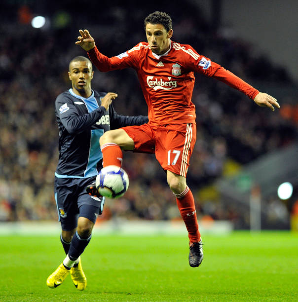 重庆市黔江区新华小学跳绳队——山里娃“跳”上国际赛场.